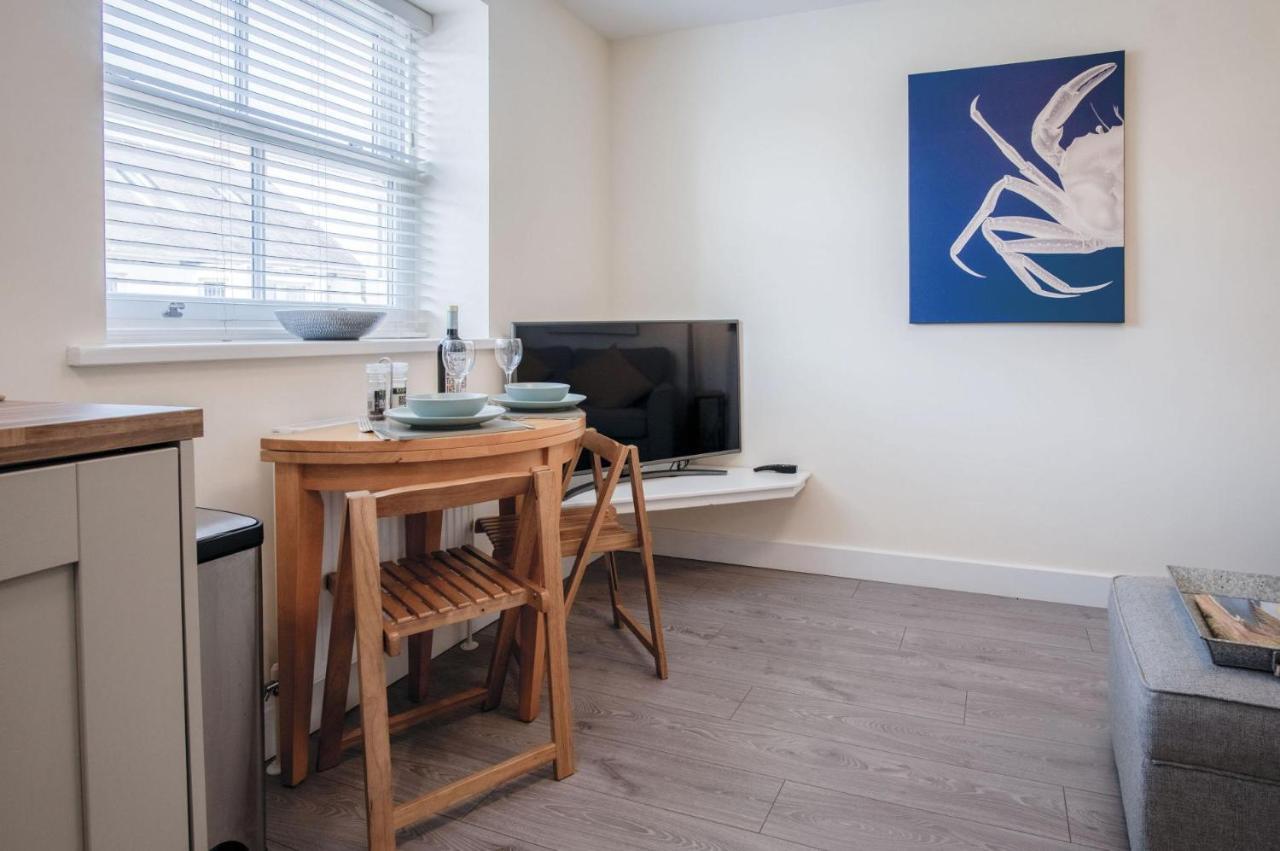 Myrtle - 1 Bedroom Apartment - ซอนเดอร์สฟุต ภายนอก รูปภาพ