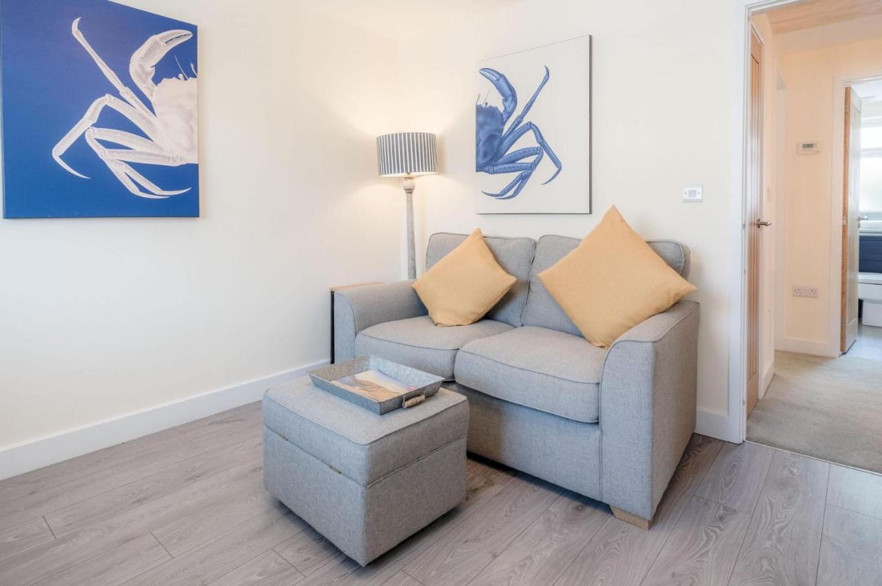 Myrtle - 1 Bedroom Apartment - ซอนเดอร์สฟุต ภายนอก รูปภาพ