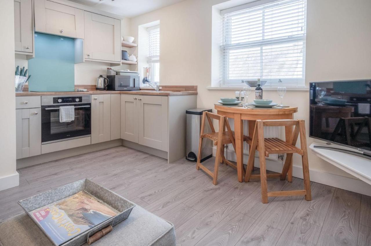Myrtle - 1 Bedroom Apartment - ซอนเดอร์สฟุต ภายนอก รูปภาพ